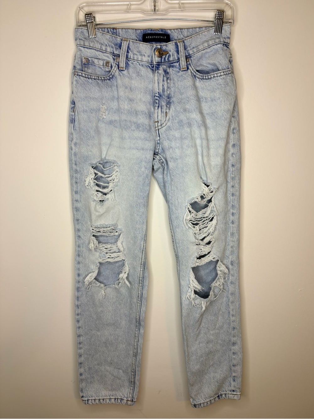 Aeropostale Mom Jeans Light Blue Distressed Size 2 Jeans